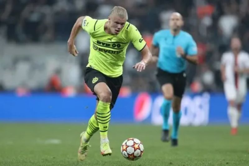 Erling Haaland Playing Style